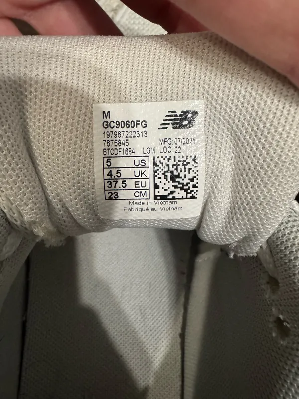 New Balance 9060 - Image 4