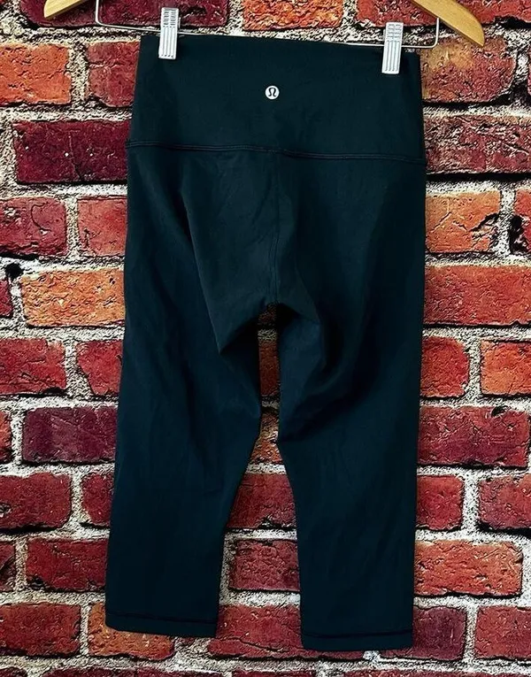 Cropped Lululemon Leggings size 4 - Image 2