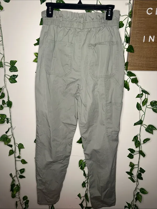 Abercrombie & Fitch High Rise Straight Leg Khahki Cargo Style Pants Green - Image 5