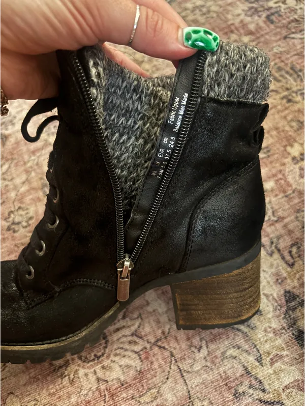 Carlos Santana Ankle Booties Black with Grey Knitted Trim 7.5M - Image 3