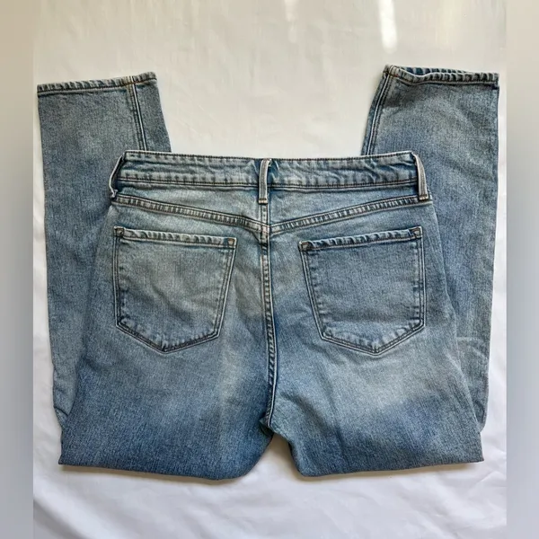Old Navy Power Straight High Rise Distressed Denim Size 12 - Image 6