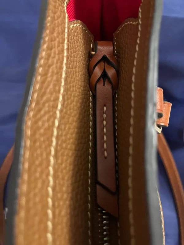 Dooney & Bourke Purse Leather Lexington  - Image 11