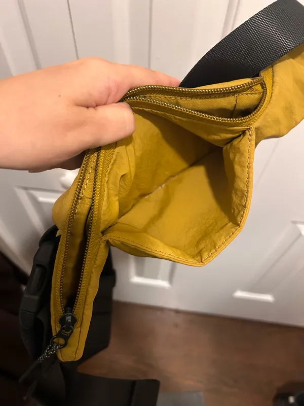 Lululemon XL Belt Bag - Image 6