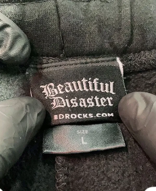 Beautiful Disaster Sweatpants large Black - Image 5
