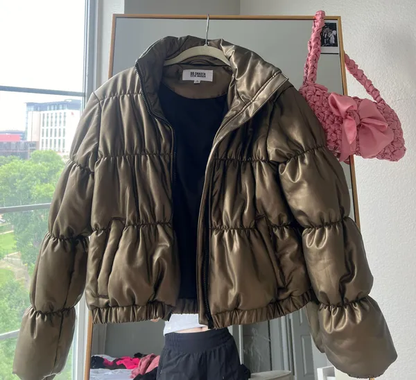 Gold Puffer Jacket - Image 3
