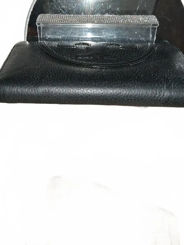 Tory Burch Black Pebbled Leather Zip Wallet with Large Embossed Logo - Image 7