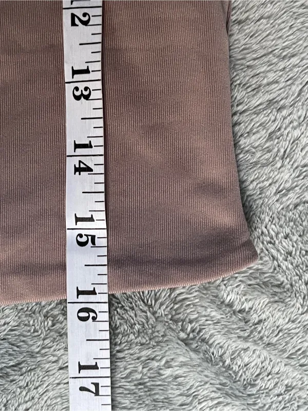 Aritzia Babaton Contour muscle tank top Taupe minimalist classic essential XS - Image 8