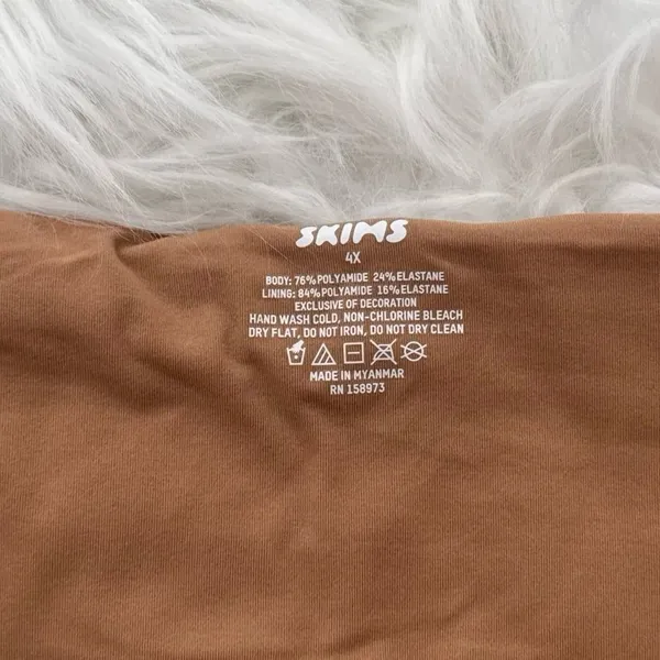 Skims Fits Everybody Bandeau Ochre Size 4X - Image 7
