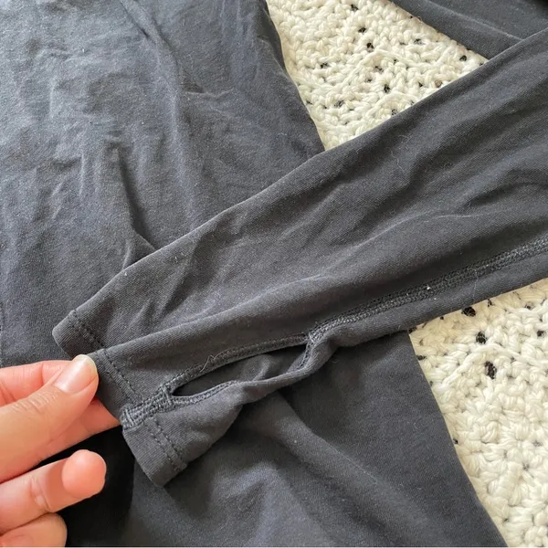Lululemon Scoop Neck Long Sleeve TShirt Black (XSmall) - Image 7