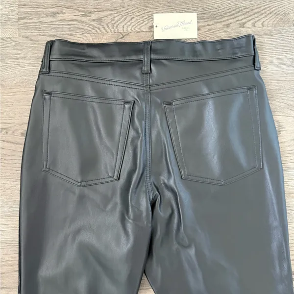 Universal Thread Mid‑Rise Faux Leather 80’s Slim Jeans - Size 10R -‎ Black - NWT - Image 5