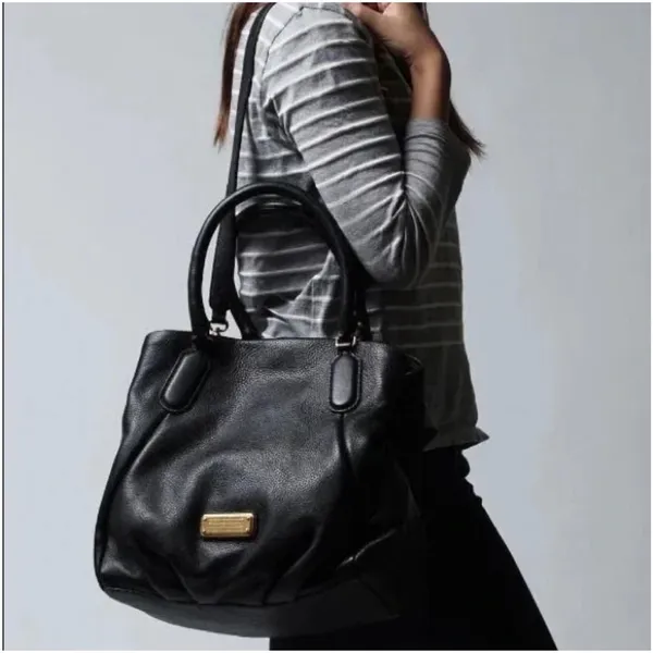 Marc by Marc Jacobs Pebbled Shoulder Bag in Black - Image 14