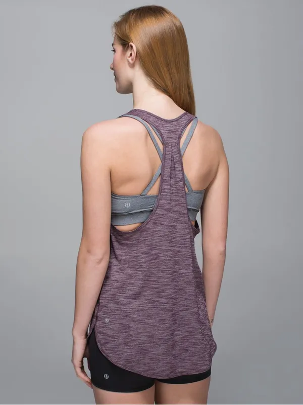 LULULEMON 105 F Singlet in Heathered Black Cherry First Release Sz. 4 - Image 2