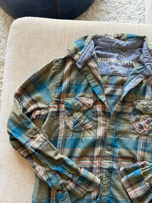 Men’s Mossimo Supply Co Flannel - Image 4