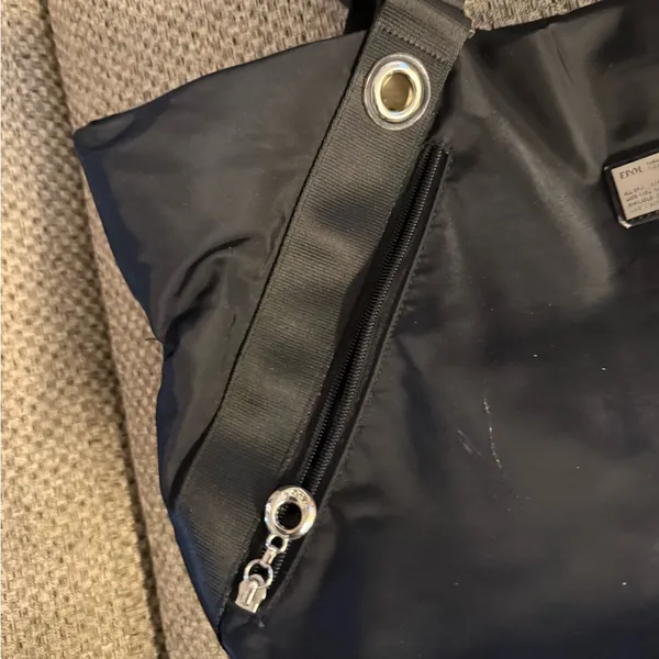 Black Nylon Tote/shoulder Bag - Image 5