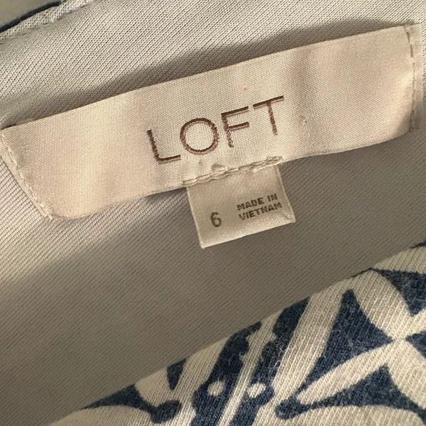 Loft Short Sleeve Stretch Blue White Geometric Skater‎ Dress Sz 6 - Image 4