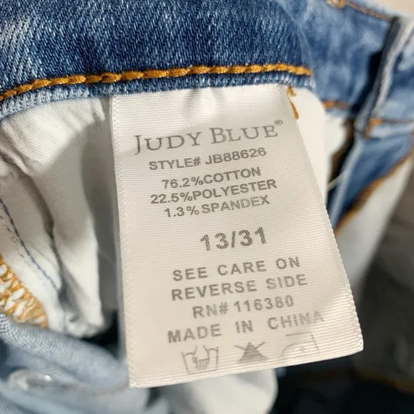 Judy Blue Slim Bootcut Jeans Size 31 - Image 9
