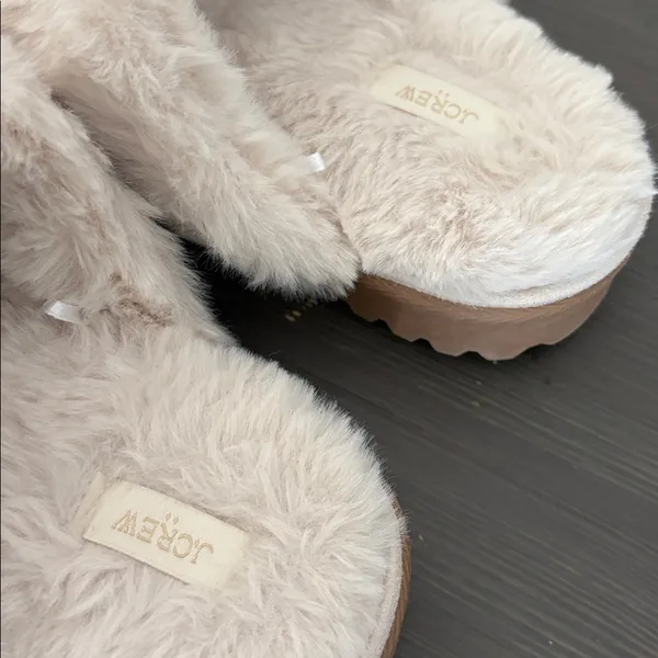 Sueded scuff slippers‎ Slip On in Desert Khaki Size 9 - Image 3