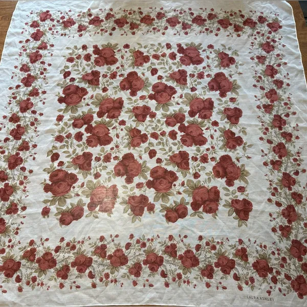 Laura Ashley Floral Square Polyester Scarf Cottagecore Vintage Made In Italy - Image 8