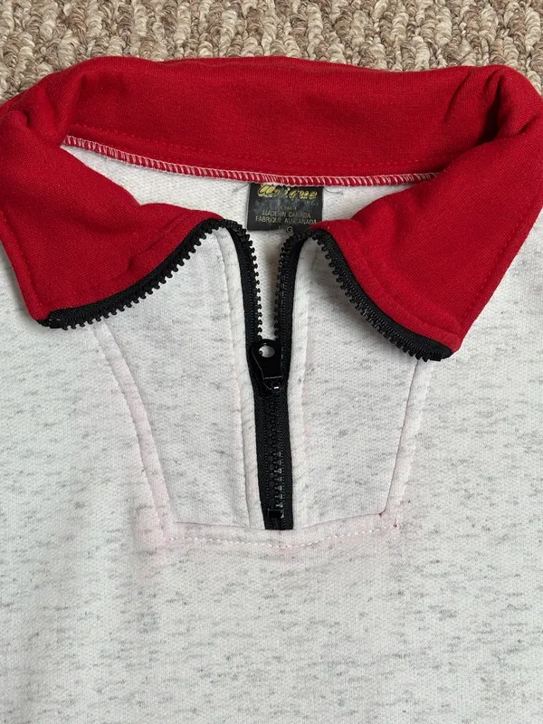 Vintage 90s Style Canada White and Red Canadian Flag Crewneck Quarter Zip Sweater - Image 4