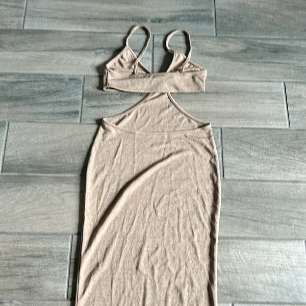 Tan cut out dress - Image 5