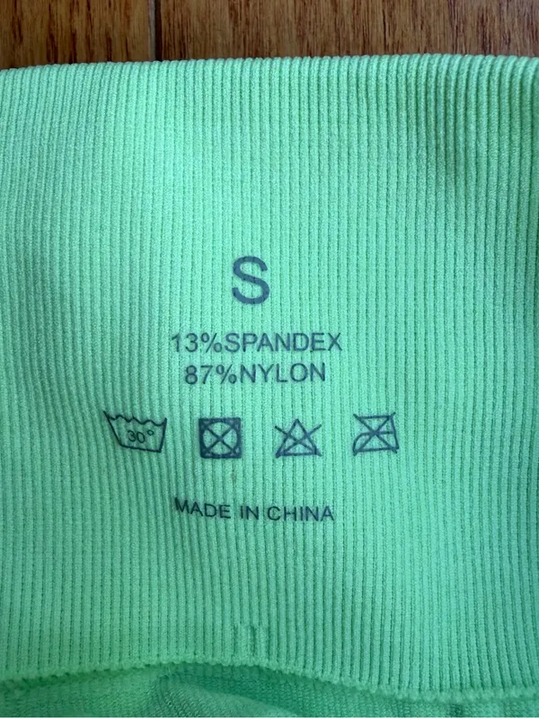 NVGTN Pastel Lime Green Seamless Biker Shorts High Waist Contour Knit Size Small - Image 5