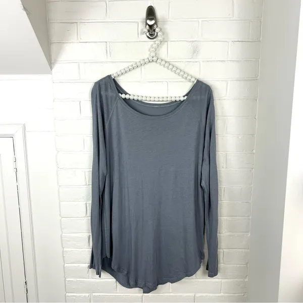 Lululemon Grey Casual Long Sleeve Top - Image 2