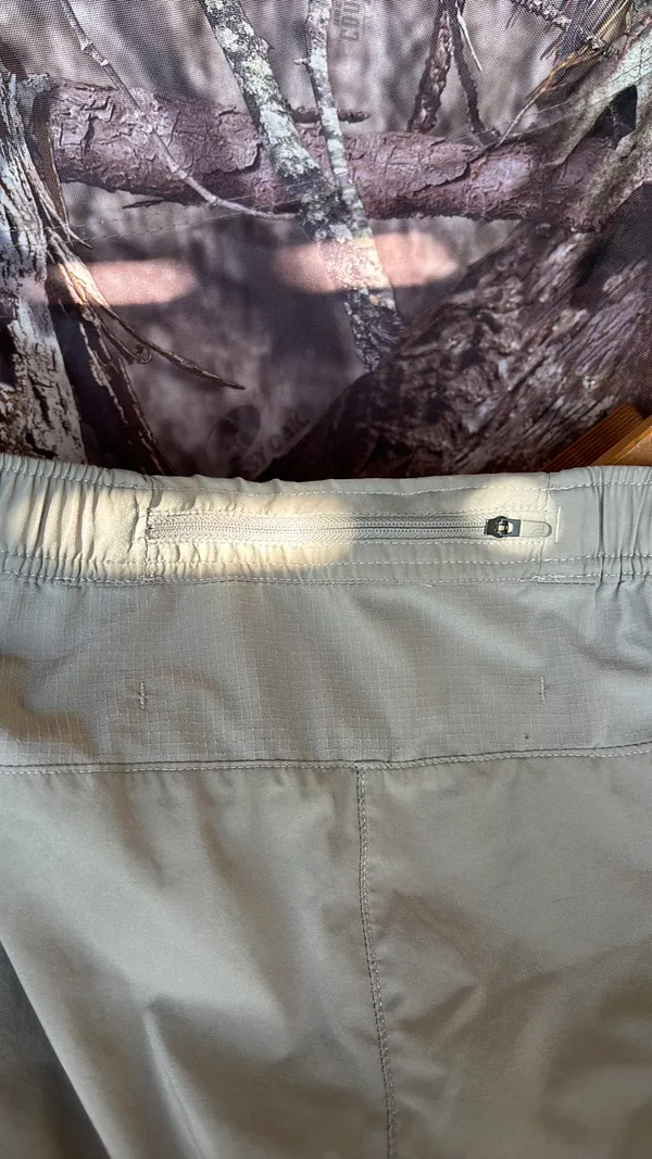 North face Tan Shorts - Image 4