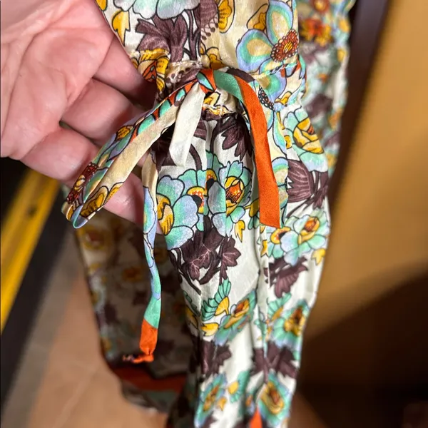 Johnny Was 100% Silk Floral Print Square Neck Boho Dress Size Large *FLAW* - Image 8