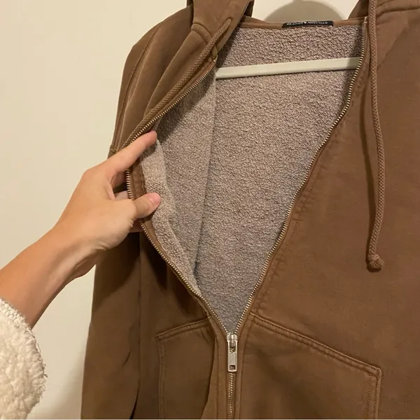Brandy Melville Brown Oversized Full Zip Hoodie - Image 3