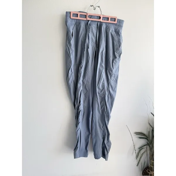 Lululemon Women's Dance Studio Mid-Rise Jogger Blue Size 6‎ - Image 2