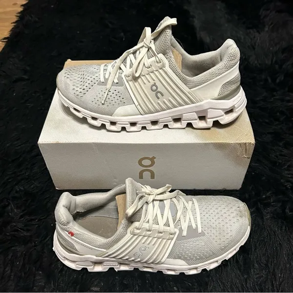 ON CLOUDSWIFT gray white running athletic training lace up shoes sneakers sz 8.5 - Image 9