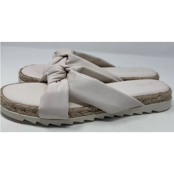 Universal Threads Women's‎ White Sandals Size 9 - Image 2
