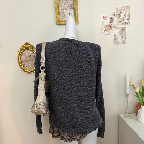 Old Navy Gray Textured Knit Sweater Size M - Image 3