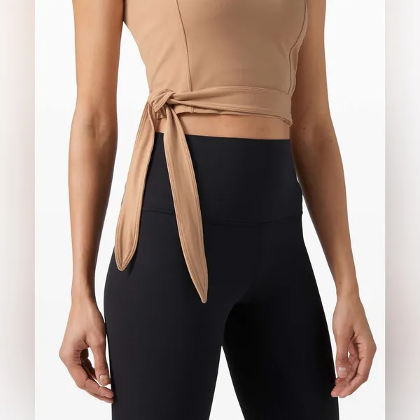 Lululemon Get Centered‎ Crop Tank Tie Waist in Beech Wood Beige Tan Nude Size 8 - Image 3