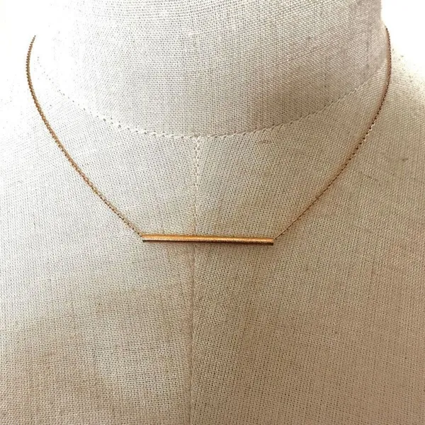 Gold tone bar pendant necklace - Image 2