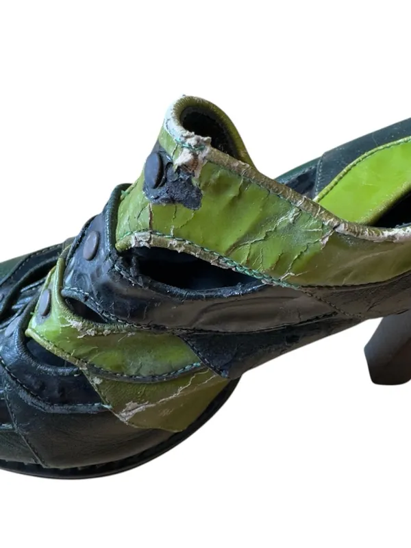 Bottega Veneta Green Leather Cutout Platform Heels EU 38 Rare Archive COA in FUC - Image 11
