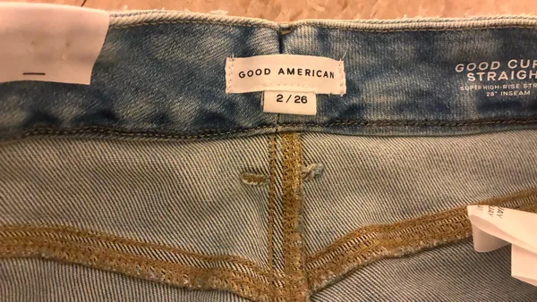 Good American Jeans High-Rise Good Curve Straight - Image 6
