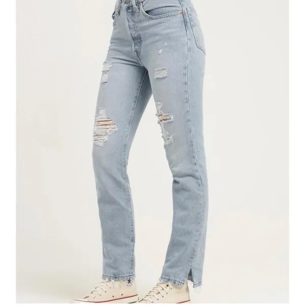 NEW Levi’s 501 Original button fly denim Jeans size 32 light blue premium - Image 3