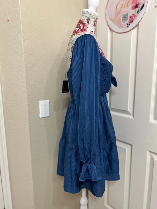 Le Lis Blue Smocked Babydoll Mini Dress Tie Front Boho size M - Image 3