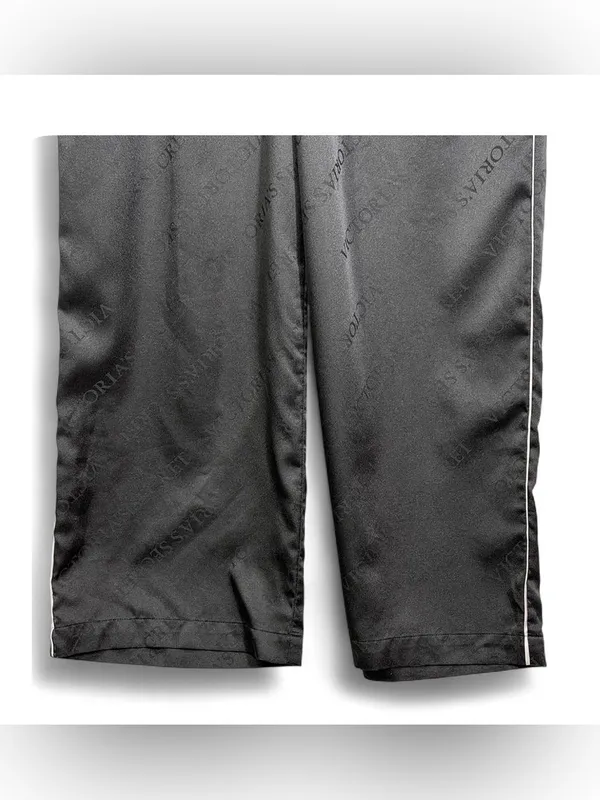 Victoria Secret Women’s Signature Satin Jacquard Black Pajama Set Size M Short - Image 14