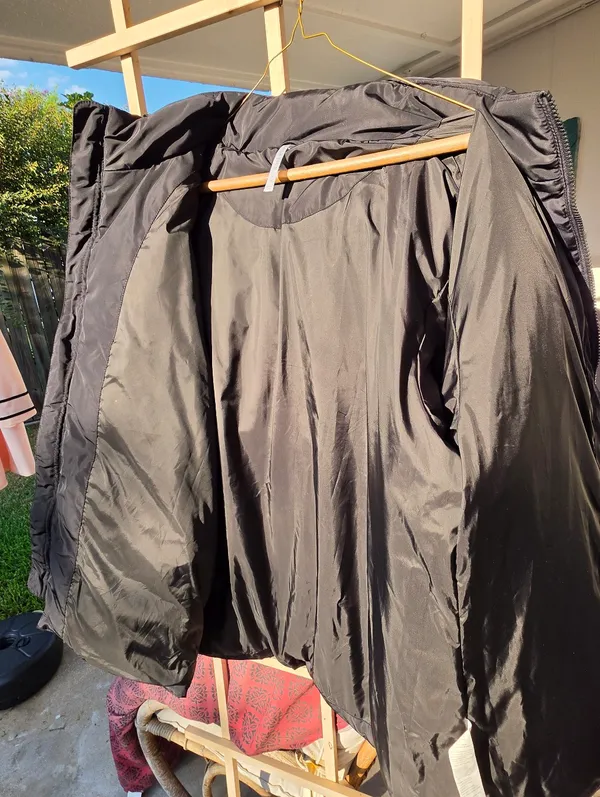 Fabletics Black Puffer Jacket - Image 15
