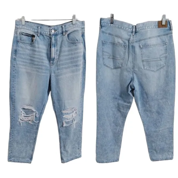✨American Eagle AE Destroyed Mom Jeans✨ - Image 2