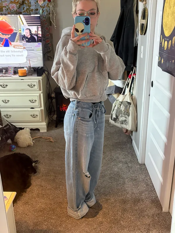 Baggy Universal Thread Mid-Rise 90s Jeans - Image 2