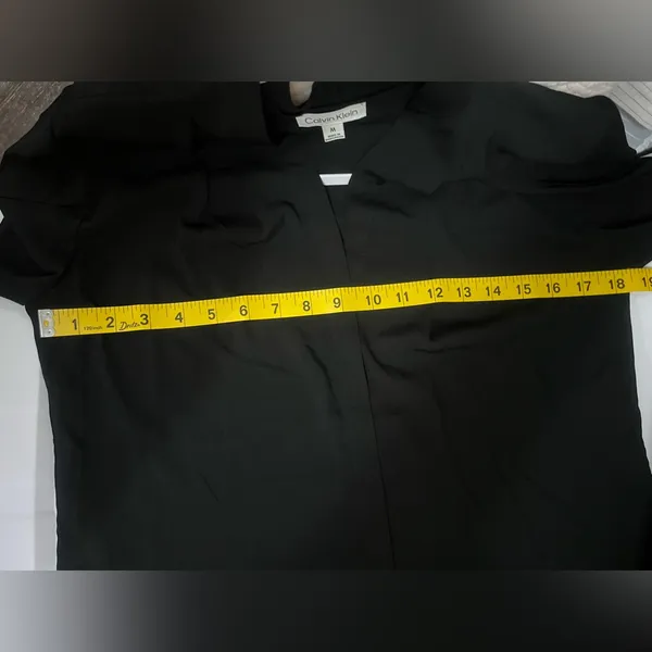 Entro Classic Black Knit Top - Image 8