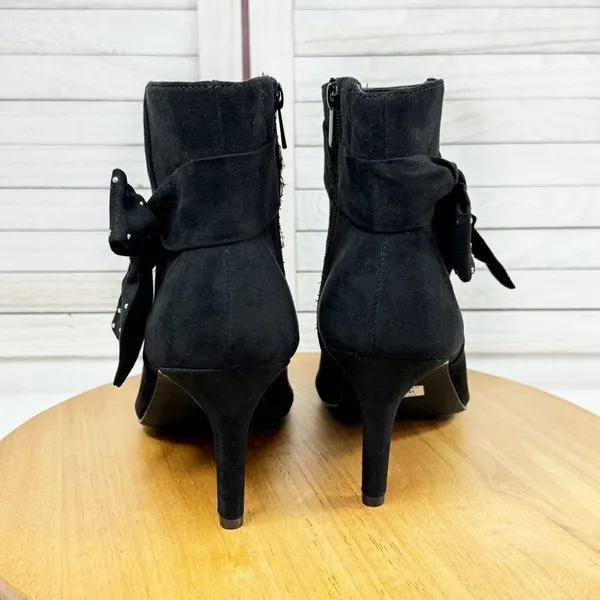 Torrid Studded Side Bow Ankle Boots Booties‎ Black Microfiber 9.5W - Image 7