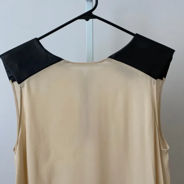 Alice‎ + Olivia M Goth Moody Feminine Whimsigoth Beige Silk Top Leather Blouse - Image 2