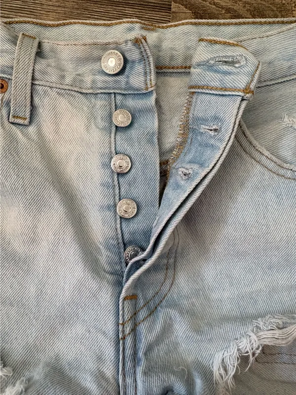 Levi’s 501 Denim Shorts - Image 3