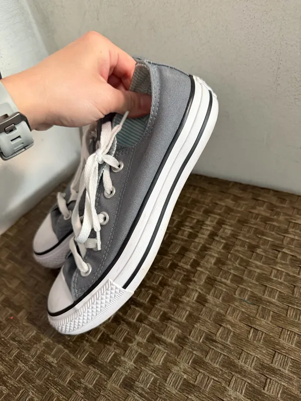 Womens Converse sneakers 6 - Image 4