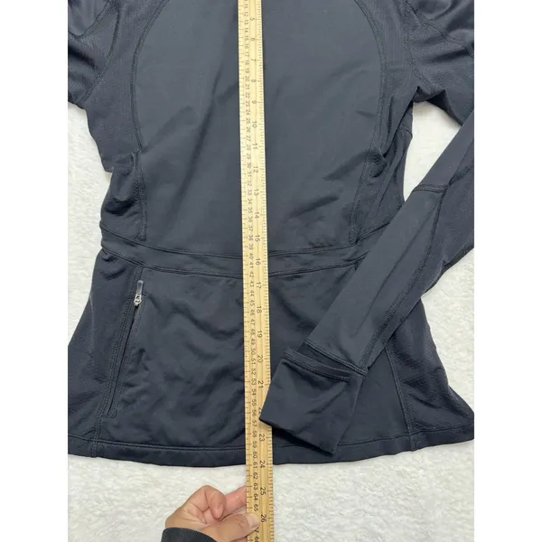 Lululemon Women's Cold Weather Running Half Zip Size 6 - Image 9