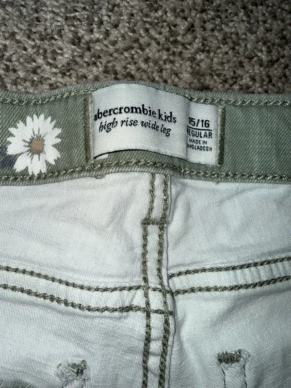Abercrombie Kids High Rise Wide Leg Daisy Embroidered Green Jeans - Image 3
